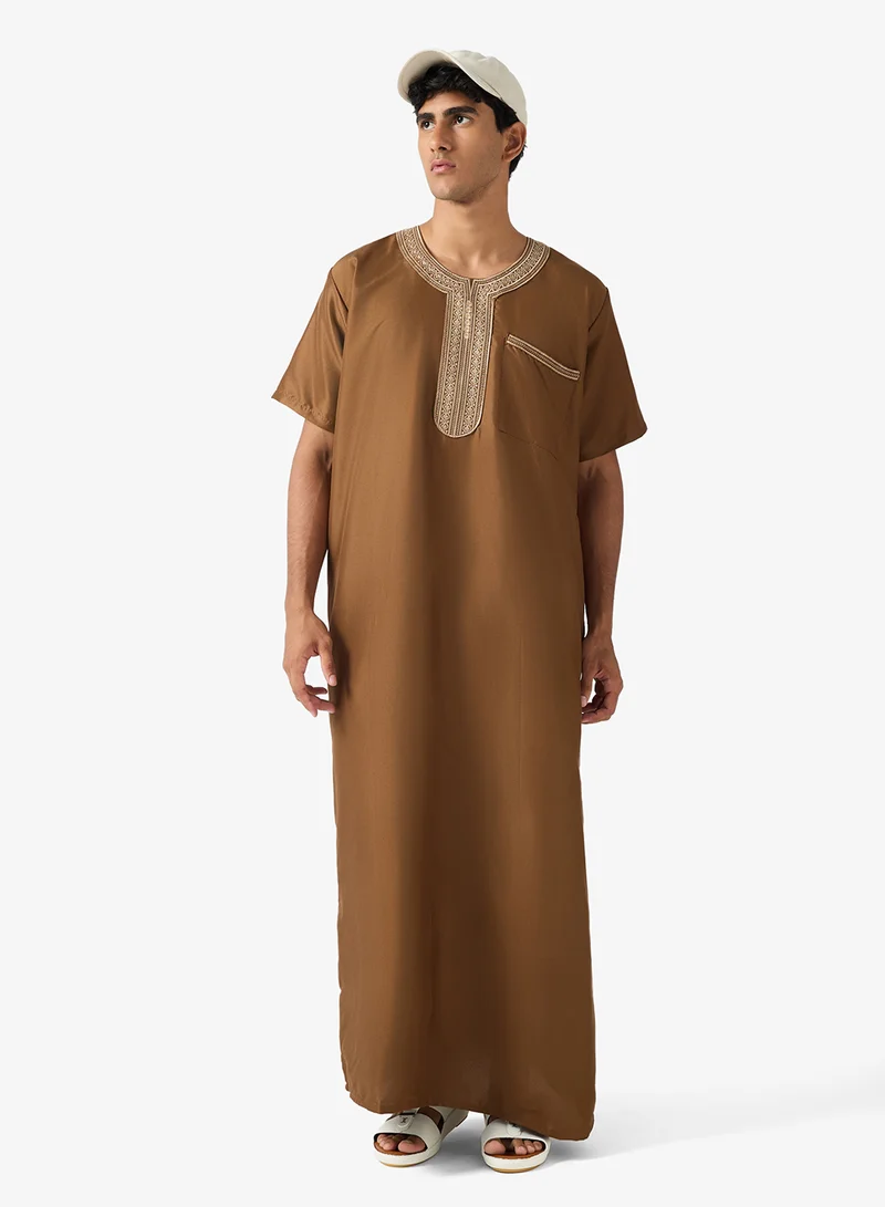 Robert Wood  Round Neck Classic Thobe for Men | Best Price UAE